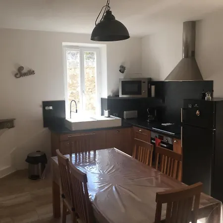 La Maison De Salavas Apartment