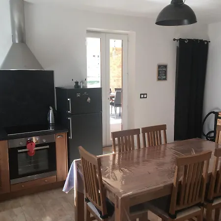 Apartament La Maison De Salavas